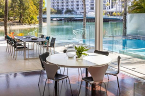 Riverfront Haven Modern Elegance, Pool